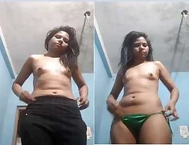 A sexy Indian woman seduces her husband’s friend.