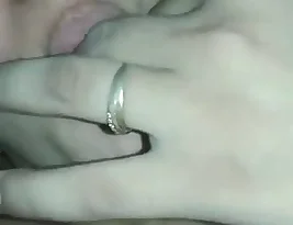 Chubby house wife fingered and cum scene in desi MMS