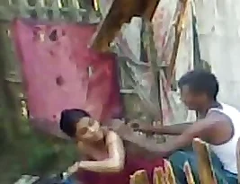 Erotic video of South Indian bhabhi and devar in the bathroom.