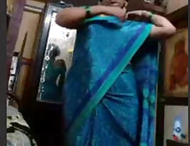 Video of pregnant aunty goes viral: Must see!