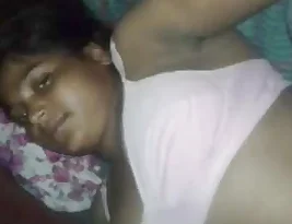 Indian teen masturbates while driving a car.