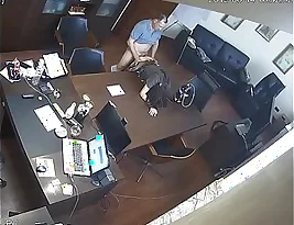 Russian professor seduces his secretary in Zoom call in lvocker seal chamber