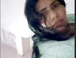 Indian woman with big ass gets fucked and sucks