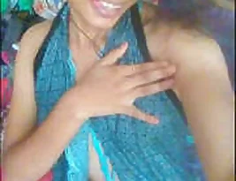 Small actress seduces in her bathtub solo performance