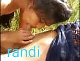 Skanky curry kids get it on outdoors