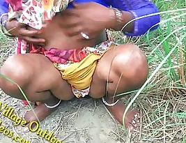 Outdoor doggy style fucking with a hot bhabi in a village