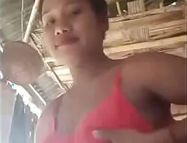 Pretty Odia village girl makes video for her boyfriend.