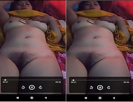 Beautiful girl from Nepal exposes her private part.