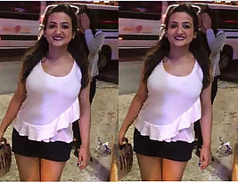 Pretty Punjabi woman from overseas shares big bosom photos in part 1.