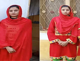 A Pakistani woman reveals her private part in a video call.