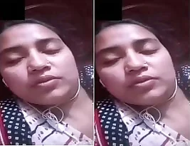 A girl from Bangladesh exposes her breasts and vagina during a video call.