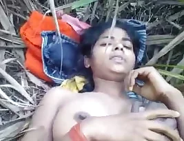 Musical fuck in the woods with a rustic girl