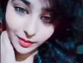 Hot Pakistani girl shows off her body in a video clip.