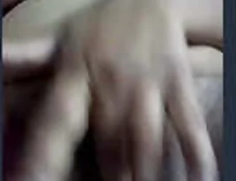 Clear audio of a hot milf in action and in Hindi.