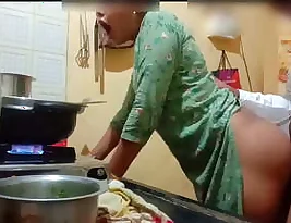 Sexy wife get spice from cooking and fucked