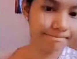 Desi teen shows her tits and pussy.