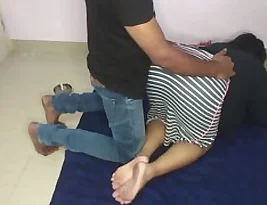Gandi photo dikhao: Hot and steamy moments from a sensual massage with my meri bhabhi ki chut
