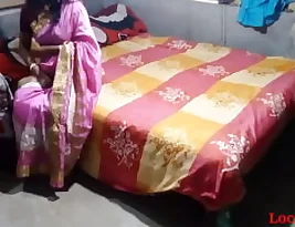 A video call turns spicy with an American chudayi and a Hindi HD video of a BF and GF.